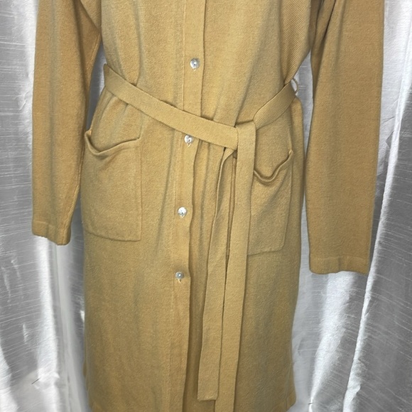 Carolyn Taylor For By Design Essentials Women’s M Tan Button Up Sweater Cardigan - Picture 10 of 10